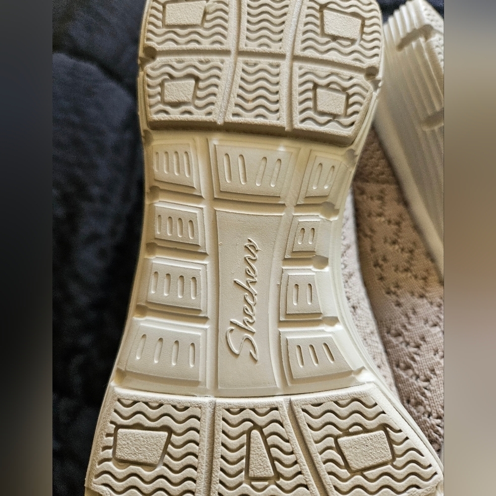 Skechers Seager Stat Slip On Shoes Women 6.5 NWOB - Picture 9 of 9